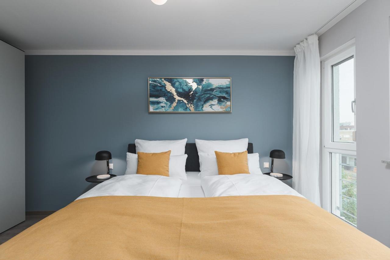 Deluxe 2 Schlafzimmer - Aufzug - Kostenlos Parken - Balkon - Messe Flughafen *