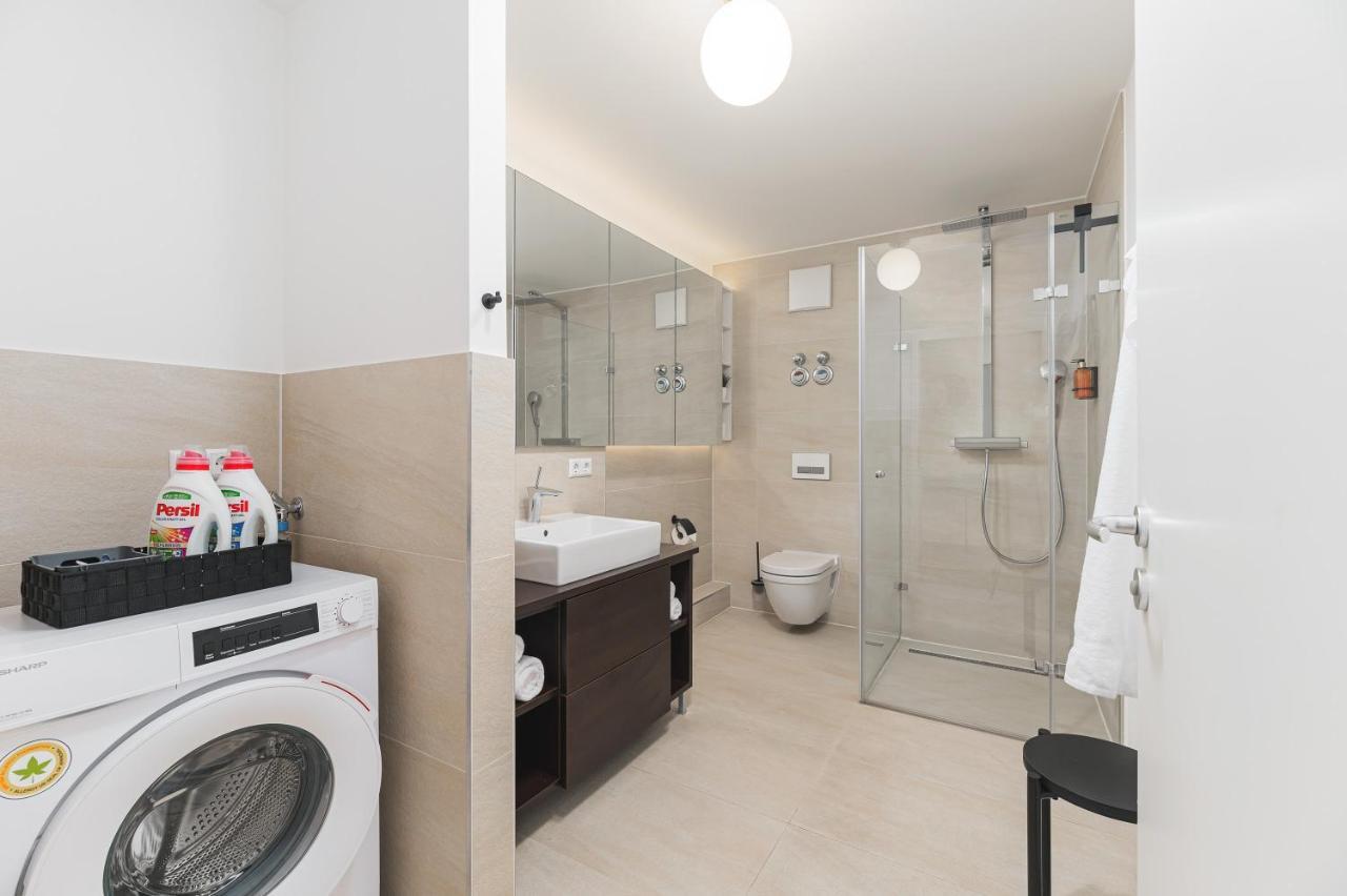 Deluxe 2 Schlafzimmer - Aufzug - Kostenlos Parken - Balkon - Messe Flughafen Leinfelden-Echterdingen