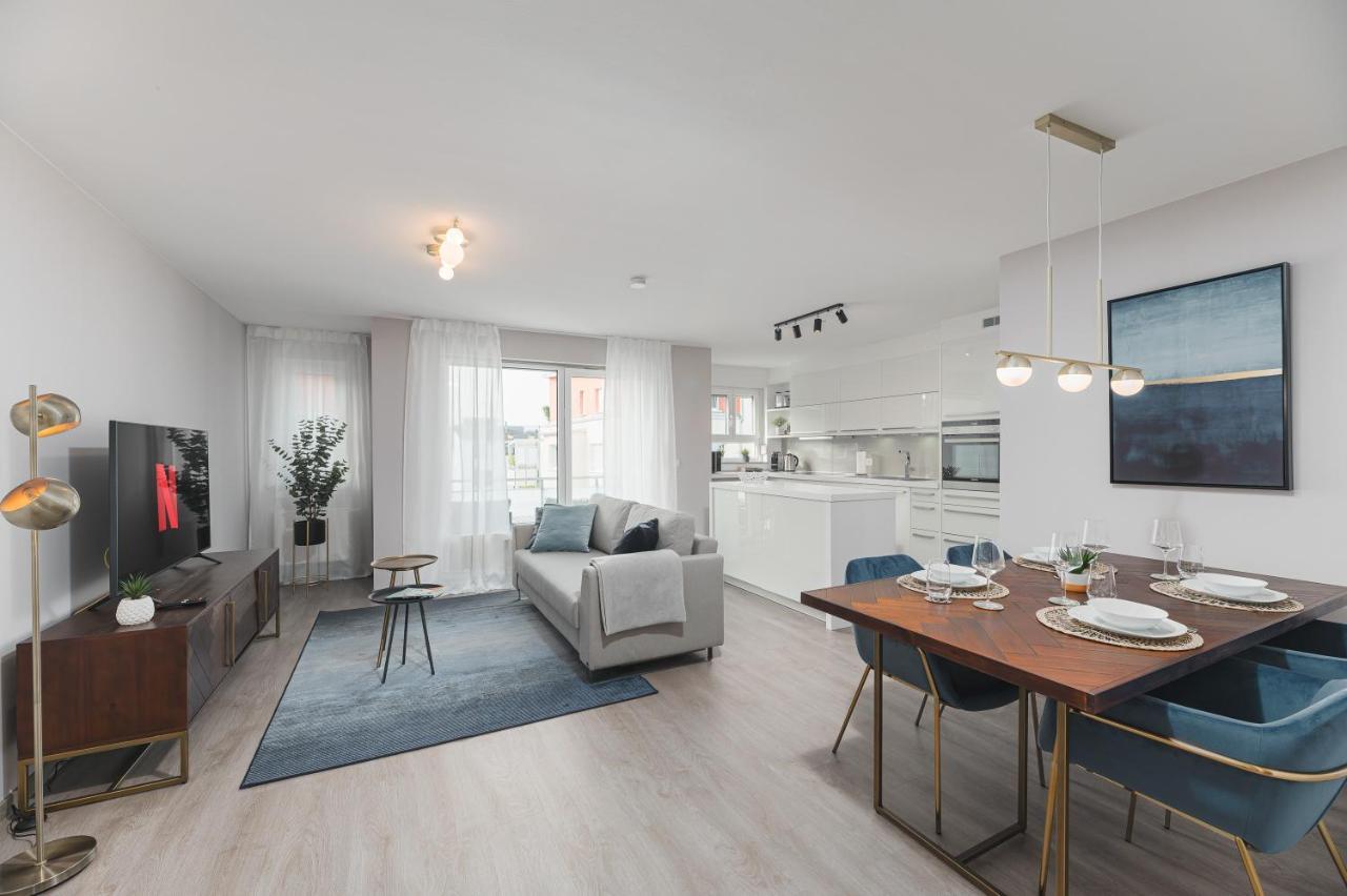 Apartment Deluxe 2 Schlafzimmer - Aufzug - Kostenlos Parken - Balkon - Messe Flughafen