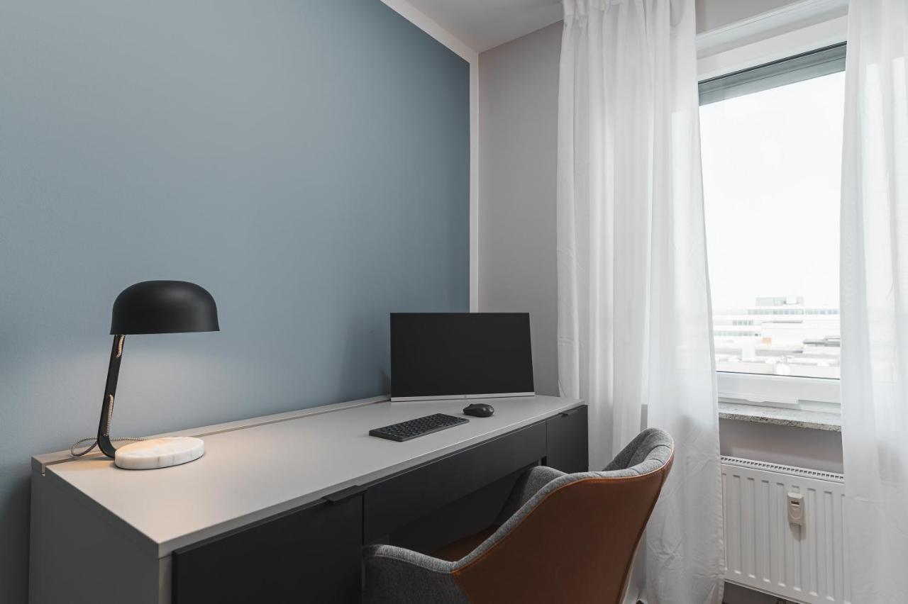 Apartment Deluxe 2 Schlafzimmer - Aufzug - Kostenlos Parken - Balkon - Messe Flughafen Leinfelden-Echterdingen